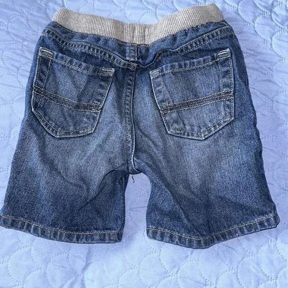 Jean shorts - Picture 2 of 3